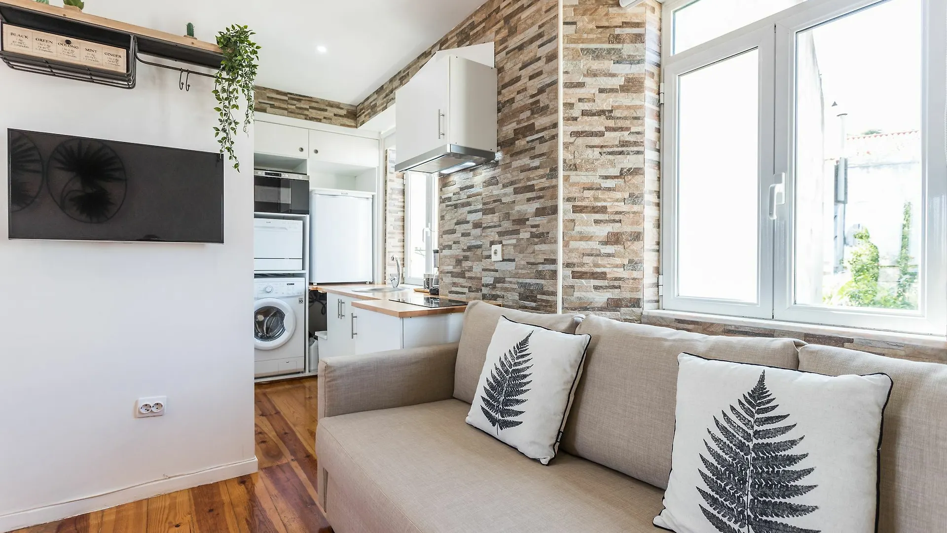Alfama Vintage By Lu Holidays Lisbon Apartment