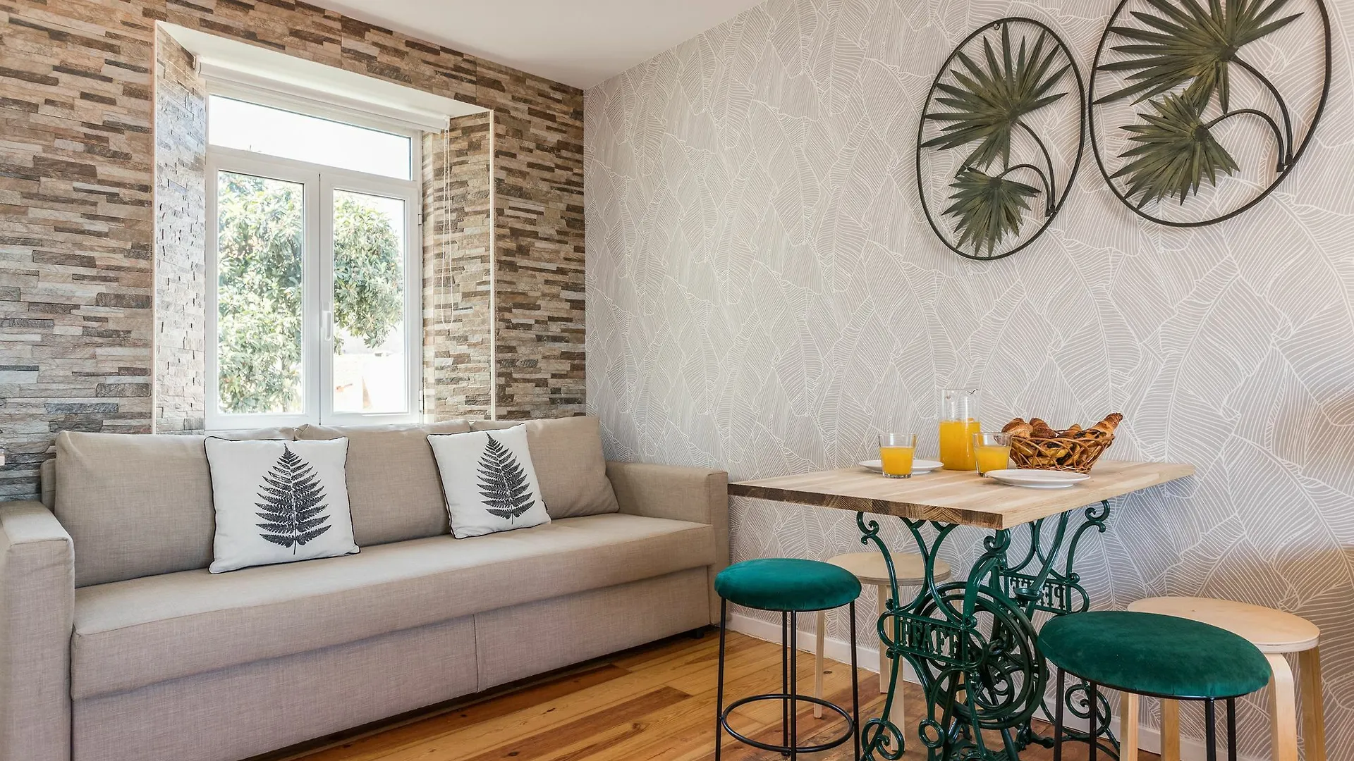 Alfama Vintage By Lu Holidays Lisbon Apartment